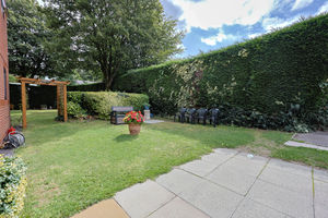 Photo 16- click for photo gallery